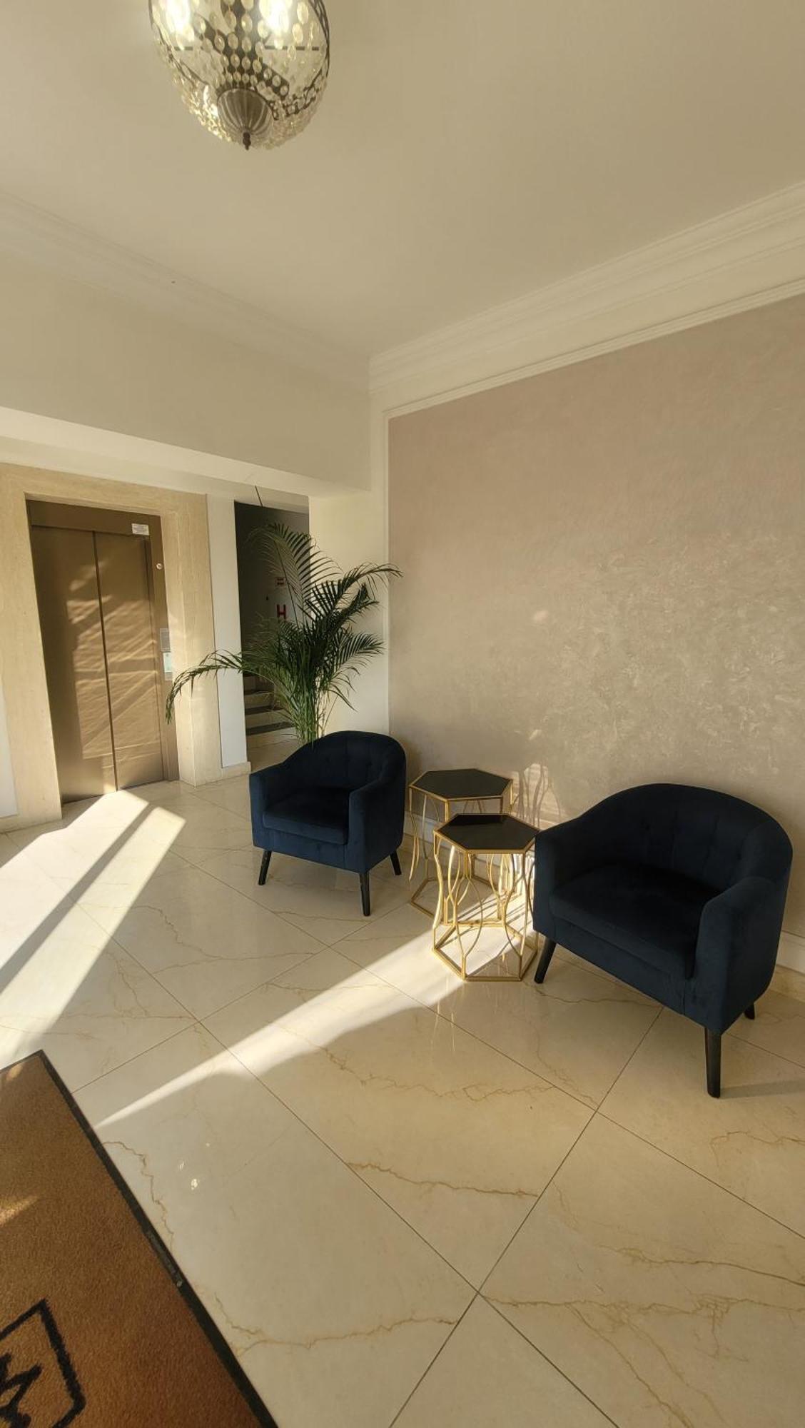 White Platan Apartment Iasi Exteriér fotografie