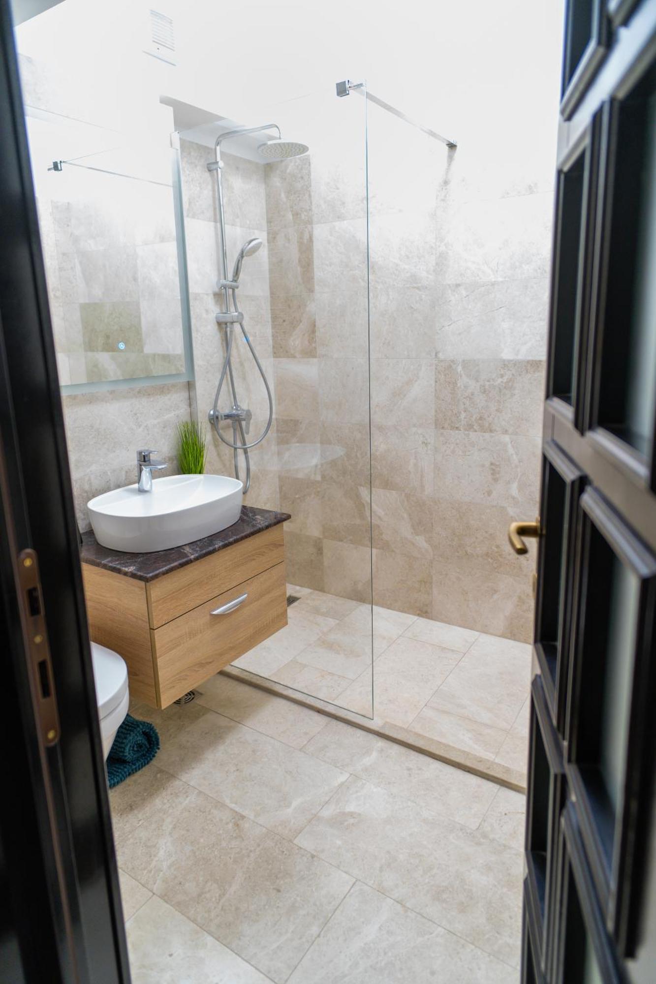 White Platan Apartment Iasi Exteriér fotografie