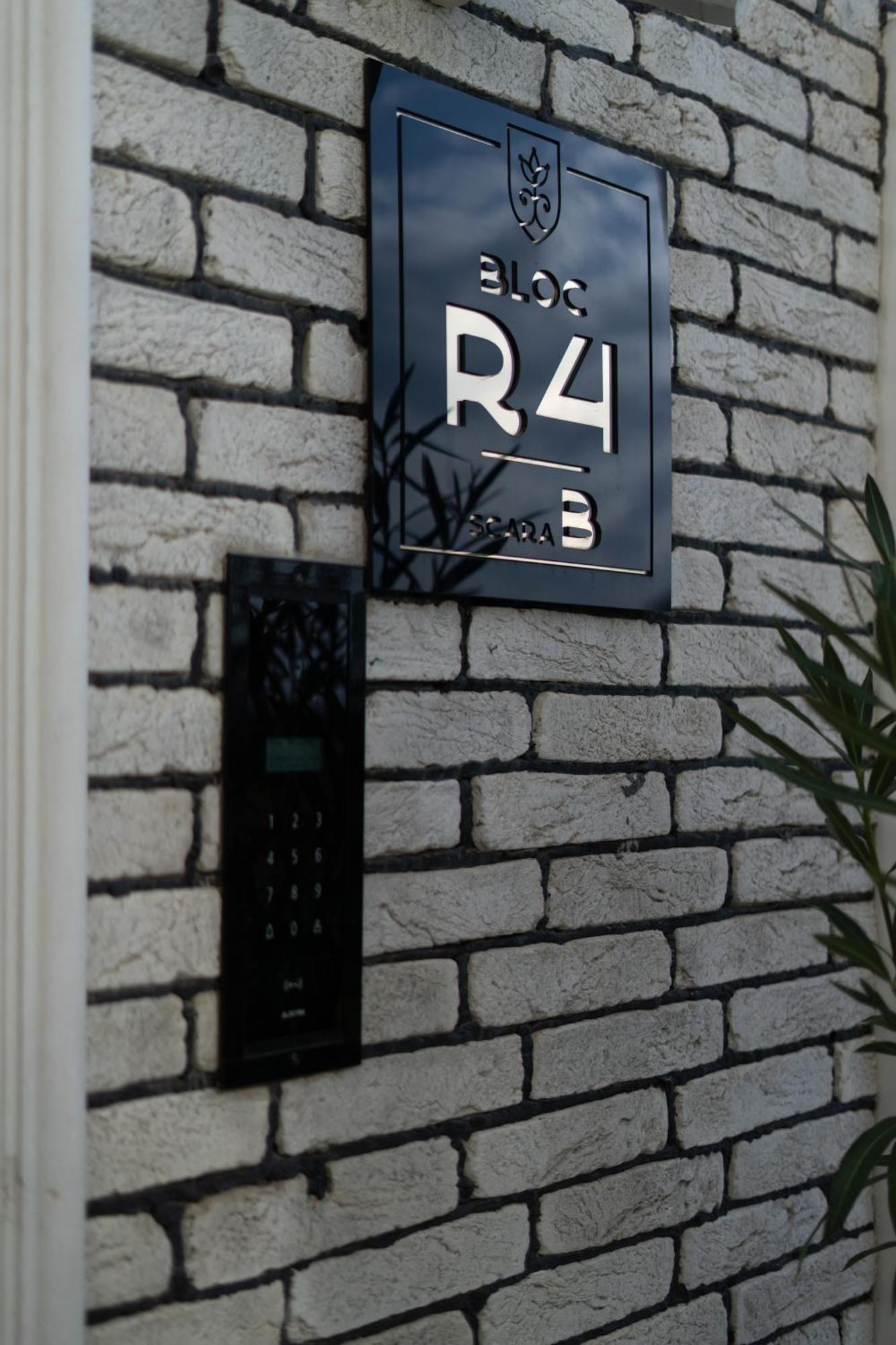 White Platan Apartment Iasi Exteriér fotografie