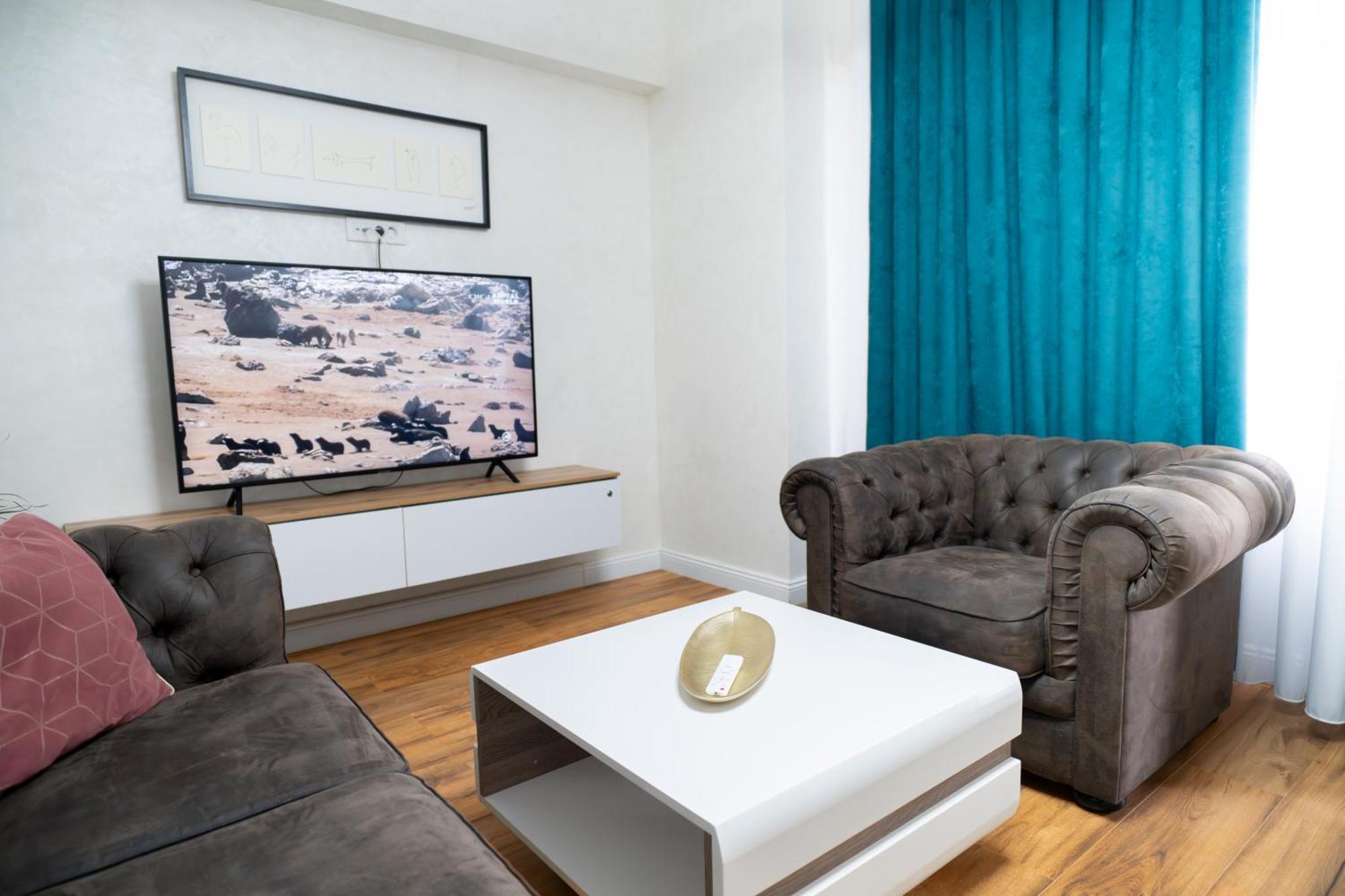 White Platan Apartment Iasi Exteriér fotografie
