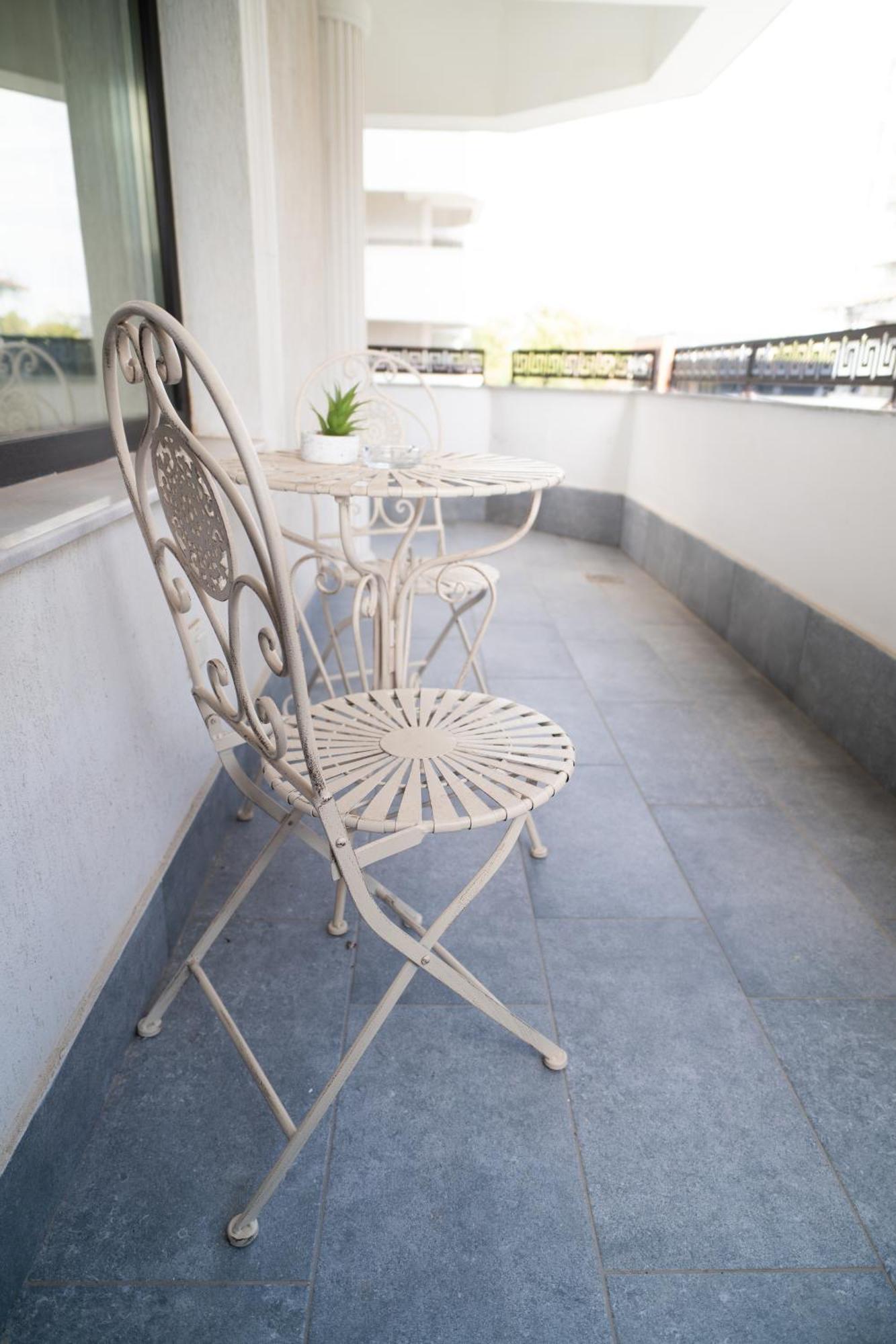 White Platan Apartment Iasi Exteriér fotografie